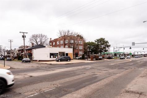 2241 Tuscarawas Street W Canton OH 44708