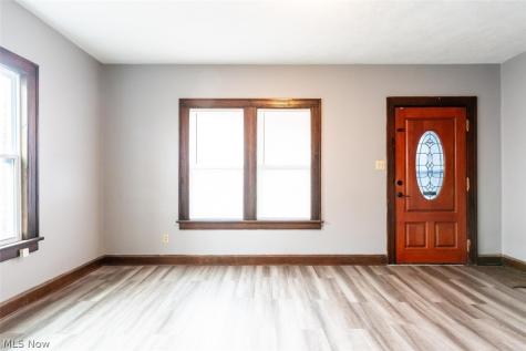 2241 Tuscarawas Street W Canton OH 44708