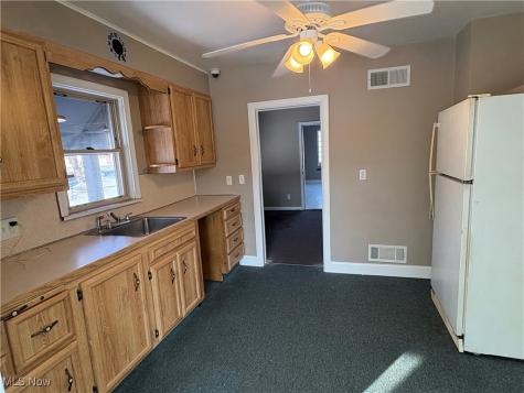 223 Churchill Hubbard Road Youngstown OH 44505