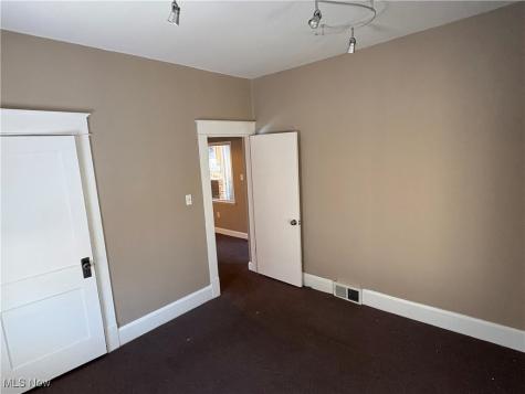 223 Churchill Hubbard Road Youngstown OH 44505