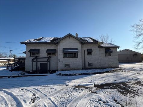 223 Churchill Hubbard Road Youngstown OH 44505