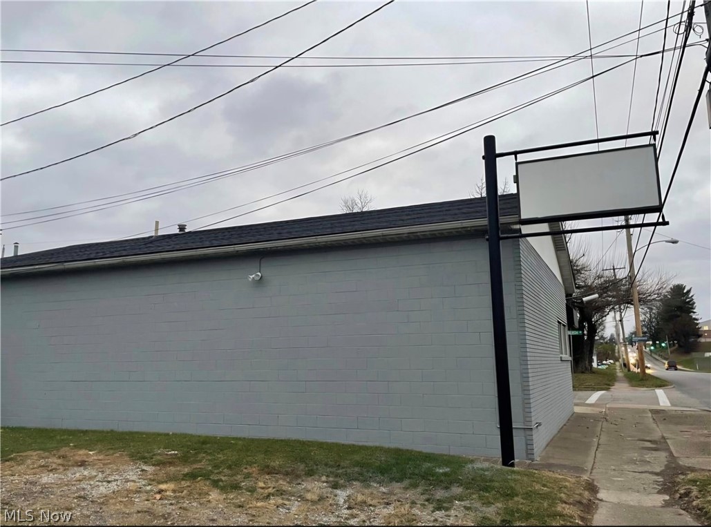 1123 Pine Street Zanesville OH 43701