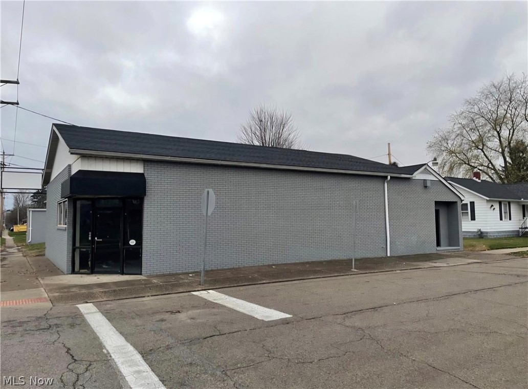 1123 Pine Street Zanesville OH 43701