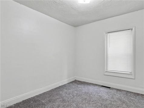 975 Parkwood Drive Cleveland OH 44108