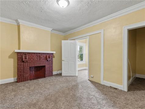 975 Parkwood Drive Cleveland OH 44108
