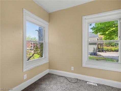 975 Parkwood Drive Cleveland OH 44108