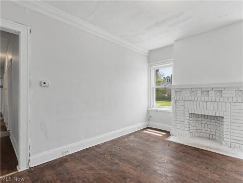 975 Parkwood Drive Cleveland OH 44108