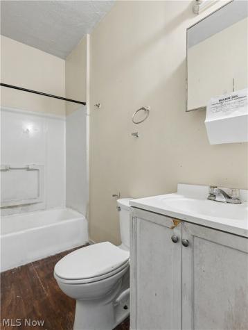 975 Parkwood Drive Cleveland OH 44108