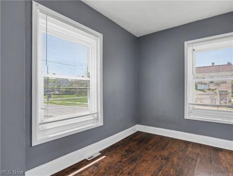 975 Parkwood Drive Cleveland OH 44108