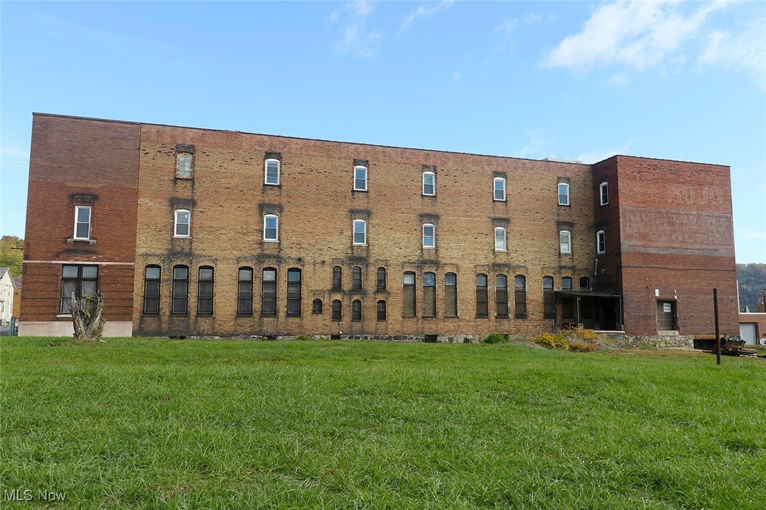 312 N 7th Street Steubenville OH 43952