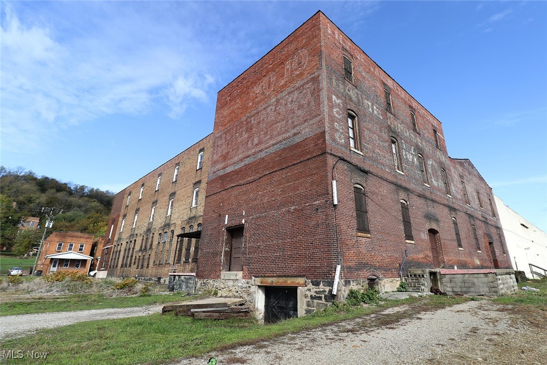 312 N 7th Street Steubenville OH 43952