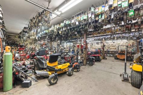 2480 & 2464 Medina Road Medina OH 44256