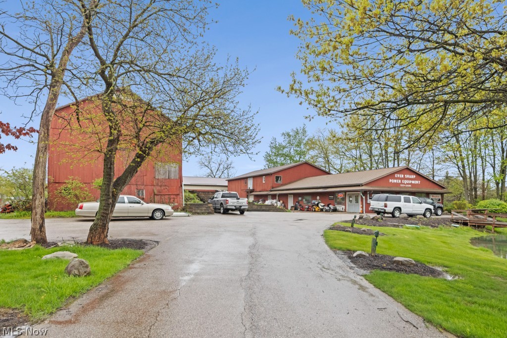 2480 & 2464 Medina Road Medina OH 44256