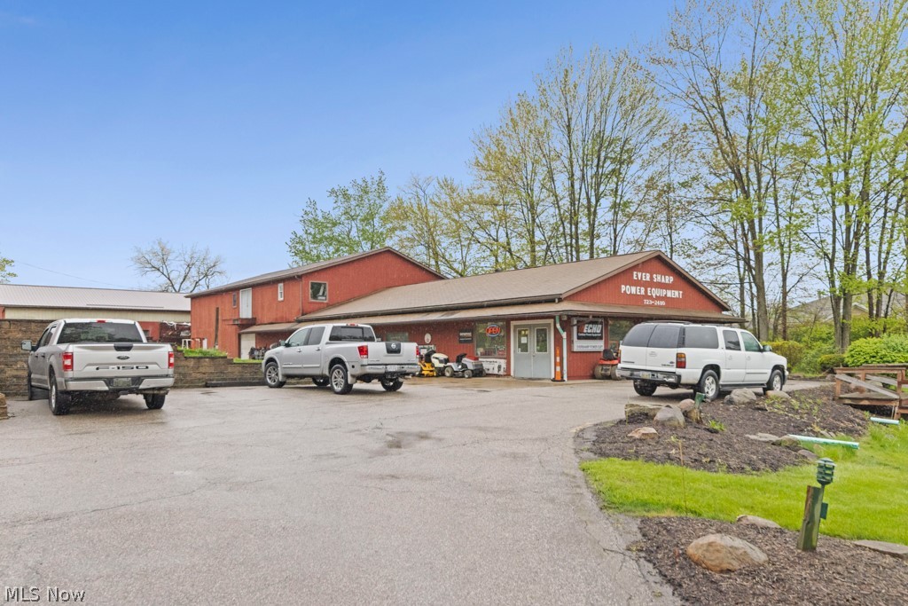 2480 & 2464 Medina Road Medina OH 44256