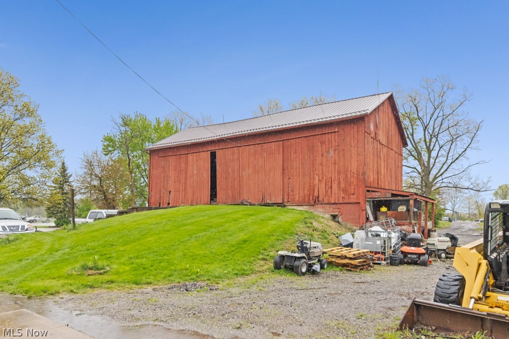 2480 & 2464 Medina Road Medina OH 44256