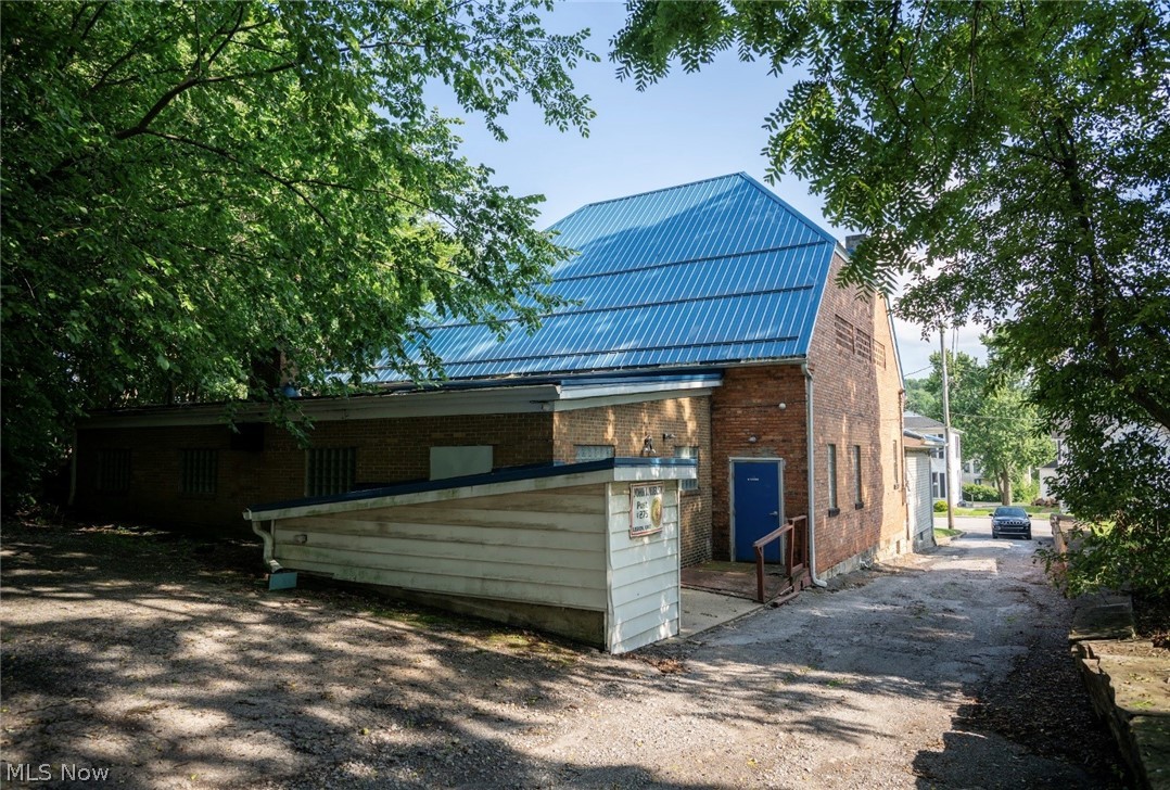 239 W Lincoln Way Lisbon OH 44432