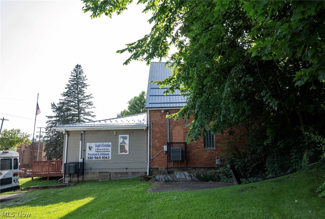 239 W Lincoln Way Lisbon OH 44432