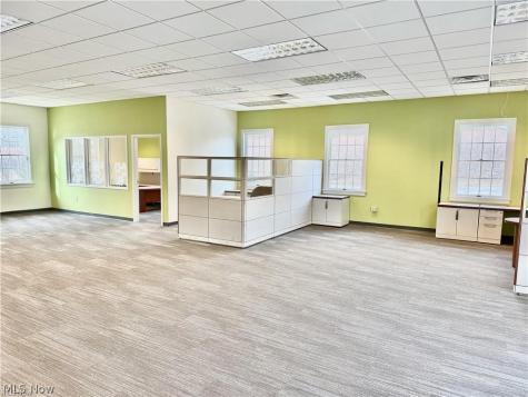 6020 Manchester Road Akron OH 44319