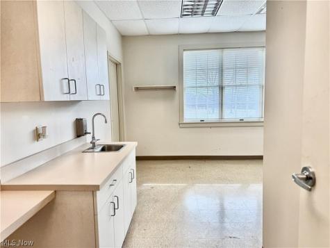 6020 Manchester Road Akron OH 44319