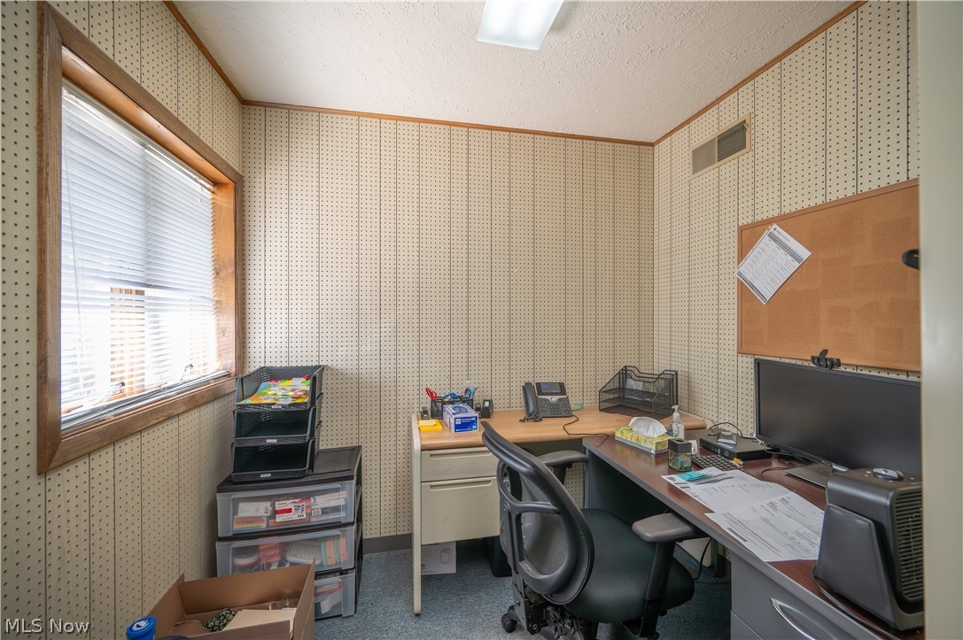 1360 N Main Street Mineral Ridge OH 44440