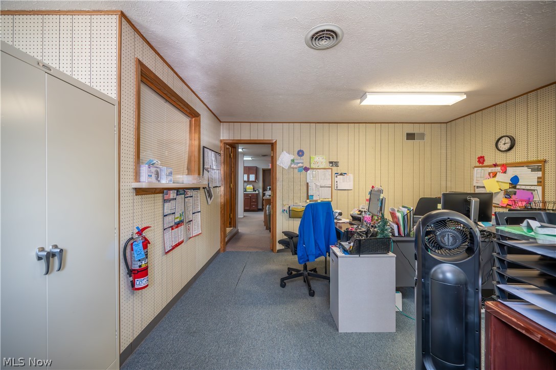 1360 N Main Street Mineral Ridge OH 44440