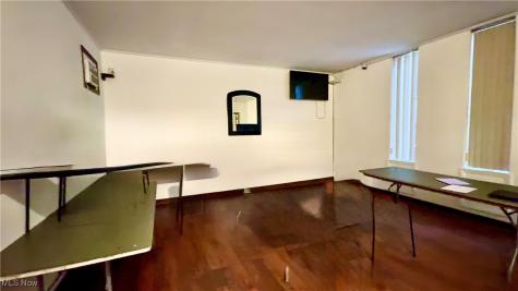 3736 E 71 Street E Cleveland OH 44105