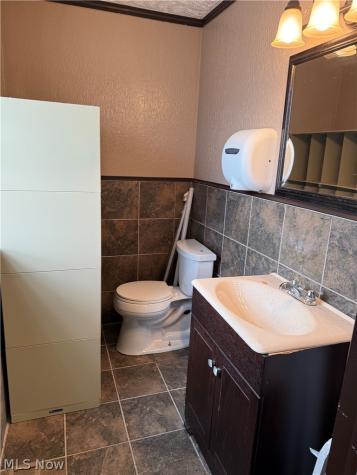 4933 Tuscarawas Street W Canton OH 44708