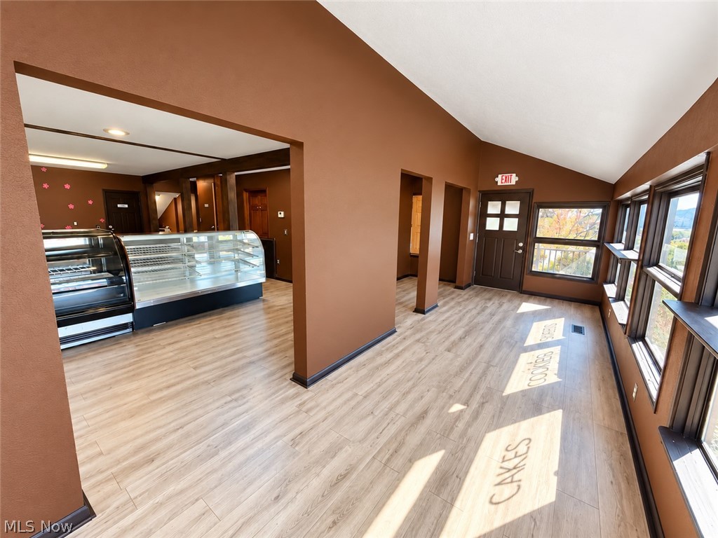 5416 Mahoning Avenue Austintown OH 44515