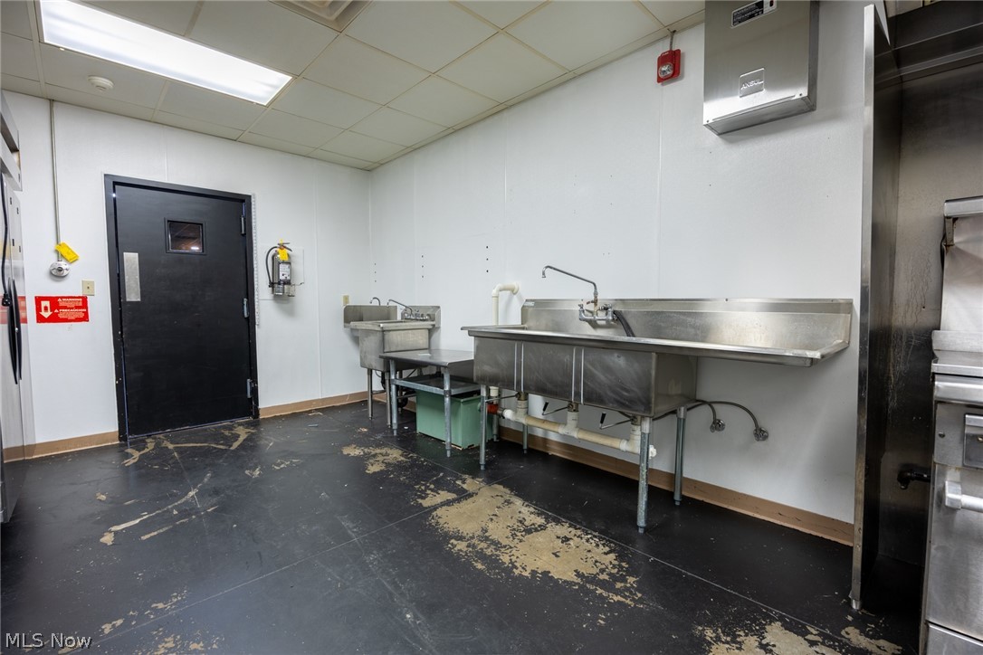 133 S 6th Street Coshocton OH 43812