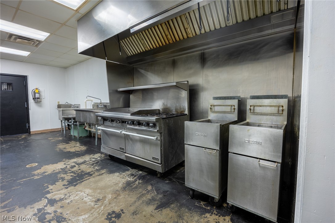 133 S 6th Street Coshocton OH 43812