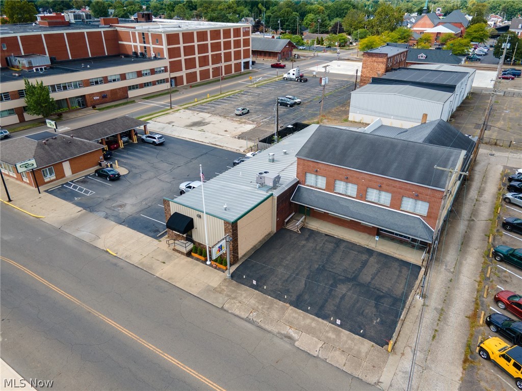 133 S 6th Street Coshocton OH 43812