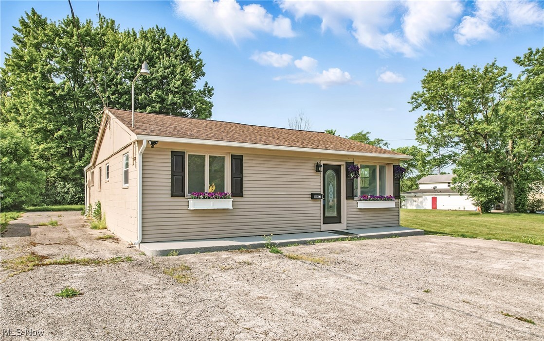 10861 Mahoning Avenue North Jackson OH 44451