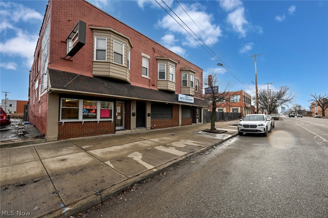 5384 Saint Clair Avenue Cleveland OH 44103