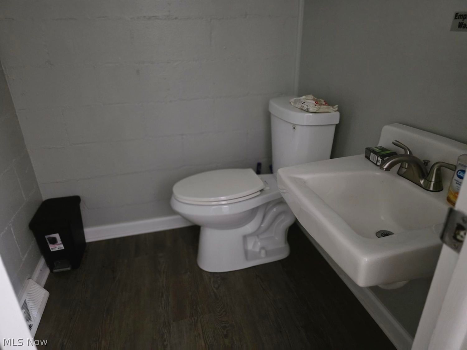 1425 E Tuscarawas Street E Canton OH 44707