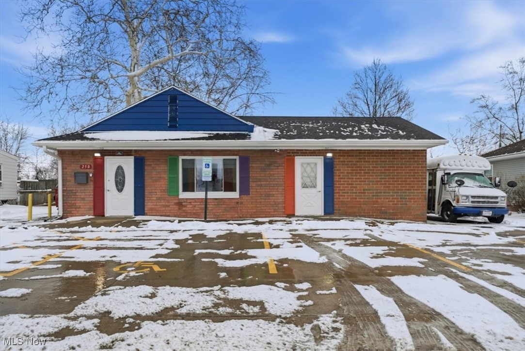 250 Winckles Street Elyria OH 44035