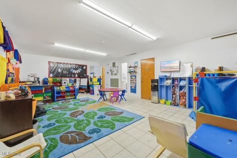 250 Winckles Street Elyria OH 44035