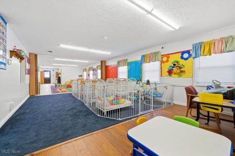 250 Winckles Street Elyria OH 44035