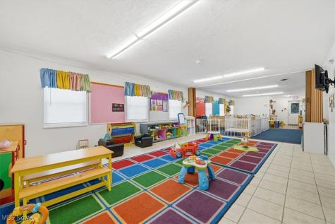 250 Winckles Street Elyria OH 44035