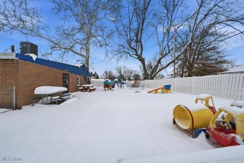 250 Winckles Street Elyria OH 44035