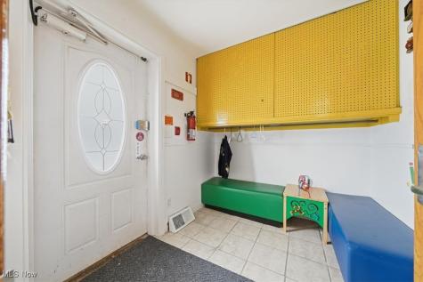 250 Winckles Street Elyria OH 44035