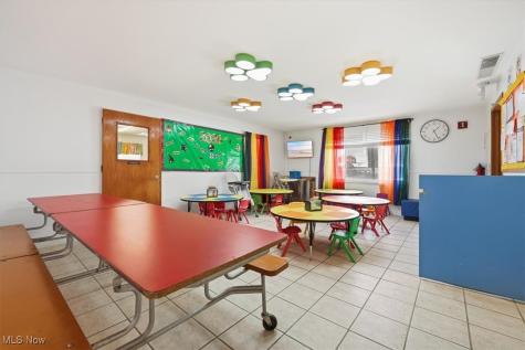 250 Winckles Street Elyria OH 44035