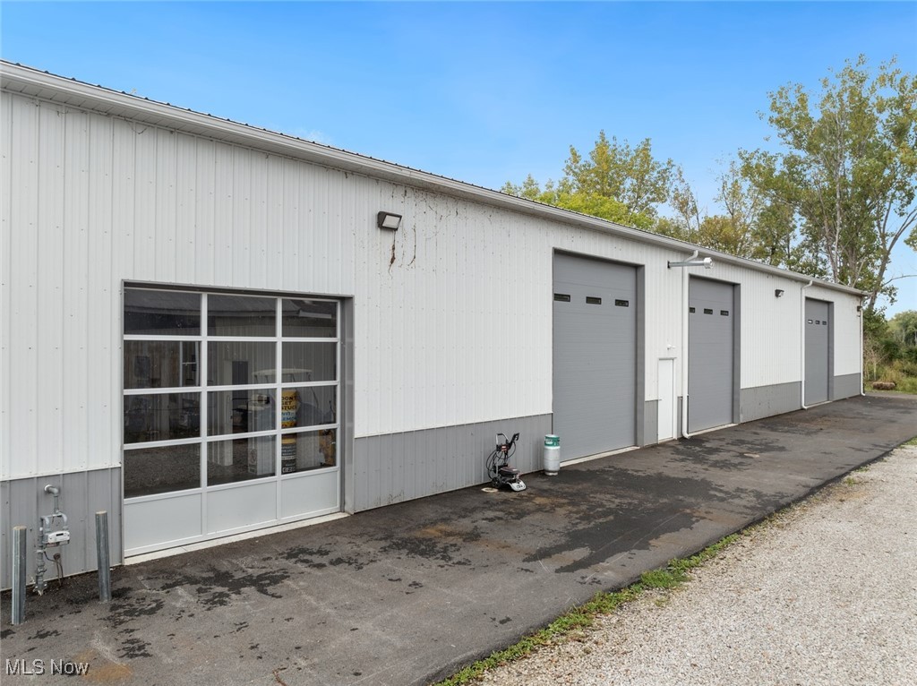 2667 E Harbor Road Port Clinton OH 43452