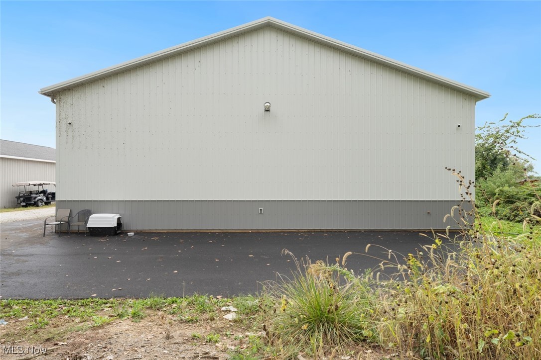 2667 E Harbor Road Port Clinton OH 43452