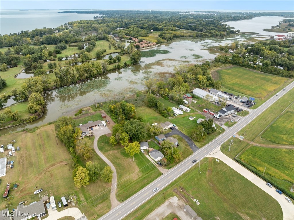2667 E Harbor Road Port Clinton OH 43452