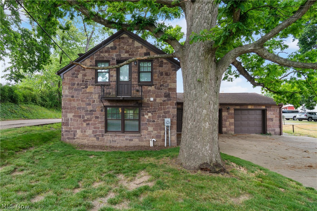 13113 Cleveland Avenue NW Uniontown OH 44685