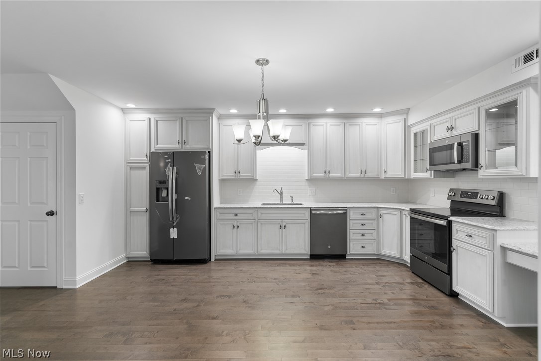 13113 Cleveland Avenue NW Uniontown OH 44685