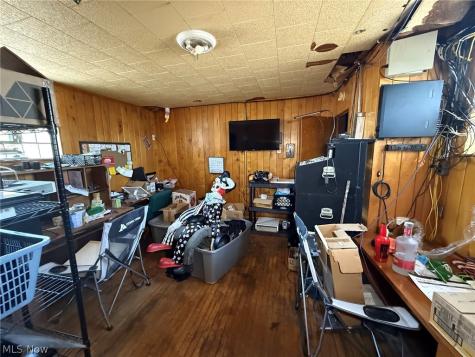 5388 Ridge Road Parma OH 44129