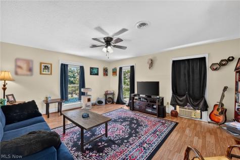 185 Main Street Wadsworth OH 44281