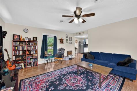185 Main Street Wadsworth OH 44281