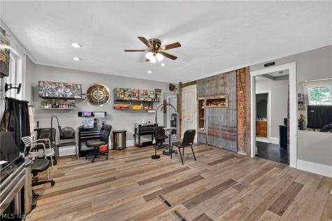 185 Main Street Wadsworth OH 44281